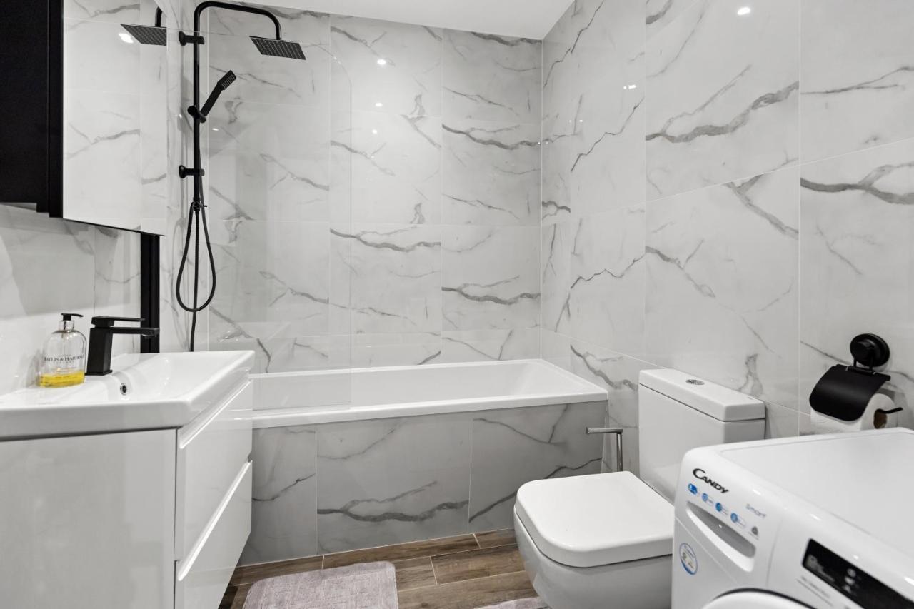 Star London Vivian Avenue 2-Bed Retreat With Garden Apartment The Hyde Luaran gambar